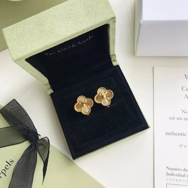 Van Cleef & Arpels Alhambra Motif Gold Earrings Jewelry product listing in Litbuy spreadsheet finds