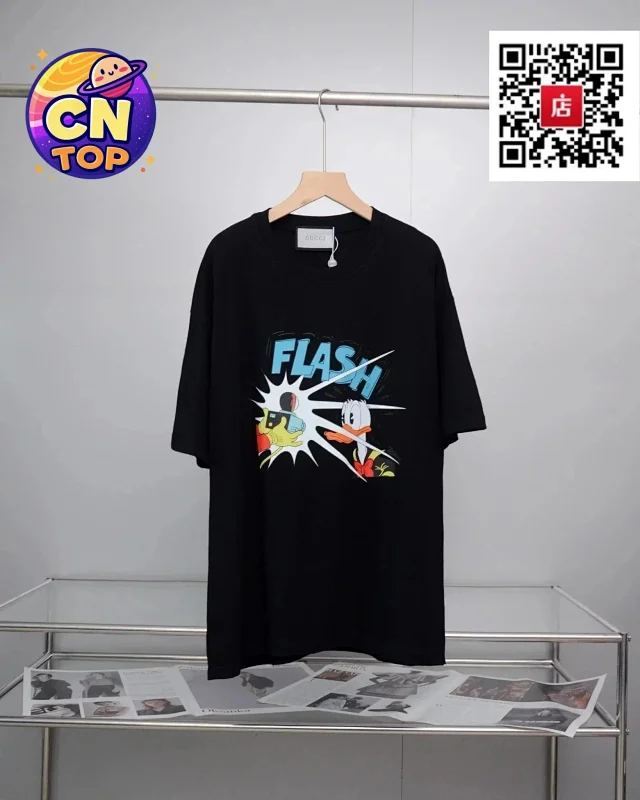 Moncler T-Shirts Logo Print Crewneck T-Shirt product detail image 6