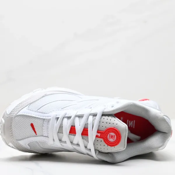 Nike Shox R4 Black Yellow Gold Sneakers - 13