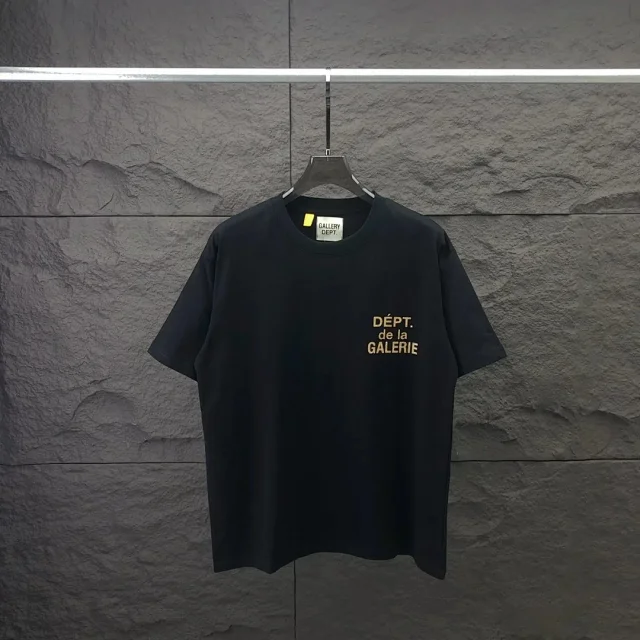 Gallery Dept. T-Shirts Logo Print Short-Sleeve T-Shirt product detail image 10
