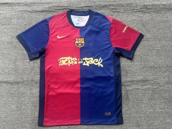 FC Barcelona x A Bathing Ape 2006-07 Third Jersey Red and Navy Soccer Jersey - 1