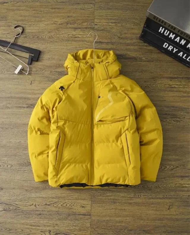 DESCENTE Down Jackets Hooded insulated jacket with zip pockets product detail image 5