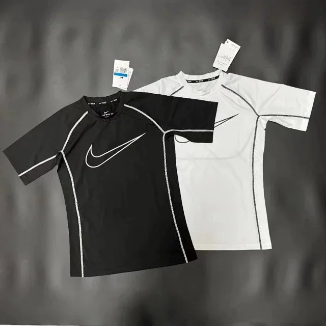 Nike Black and White Short Sleeve T-Shirt