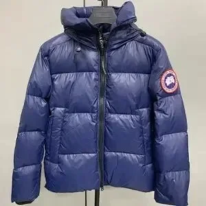 Fendi Down Jackets FF Logo-Trim Hooded Jacket product detail image 5