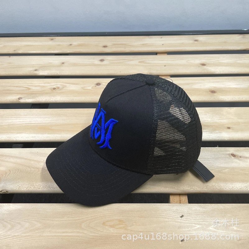 AMI Paris Logo Embroidered Two-Tone Baseball Cap - 19