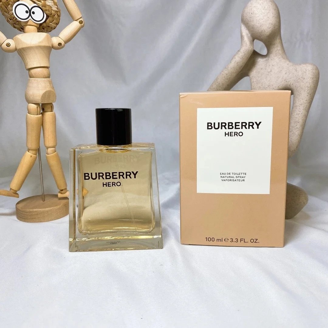 Burberry Hero Eau de Toilette Natural Spray - 1