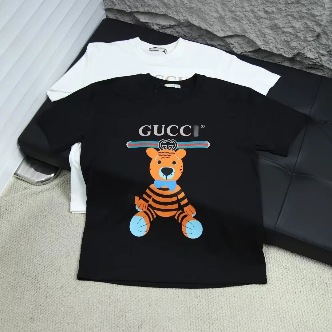 Gucci Cherry Print Black T-Shirt - 11
