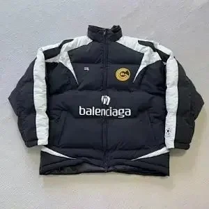 Fendi Down Jackets FF Logo-Trim Hooded Jacket product detail image 4
