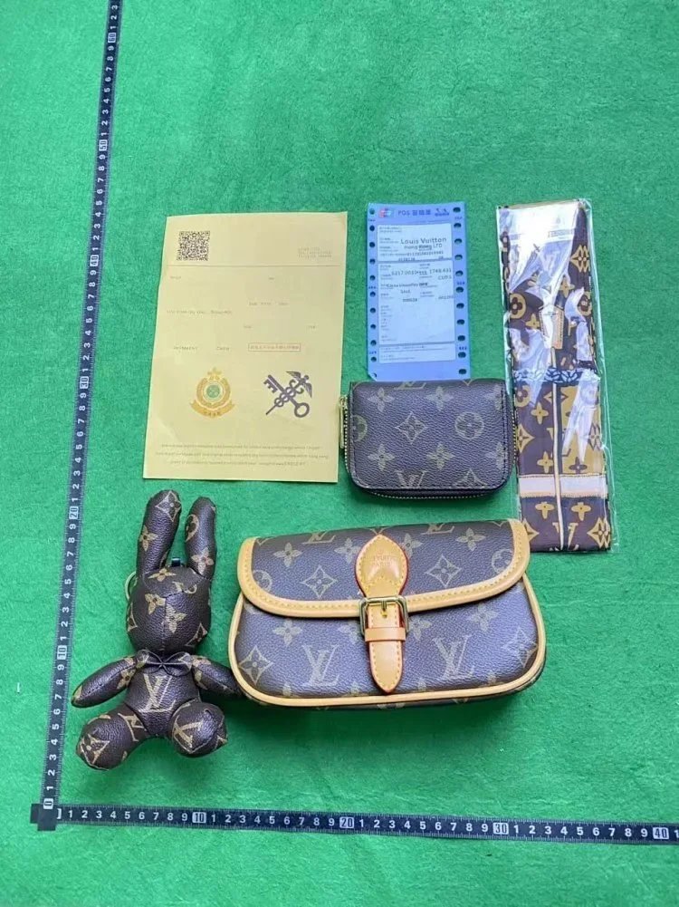 Louis Vuitton Monogram Empreinte Neige Backpack, Chain Wallet, and Zipper Wallet Set - 4