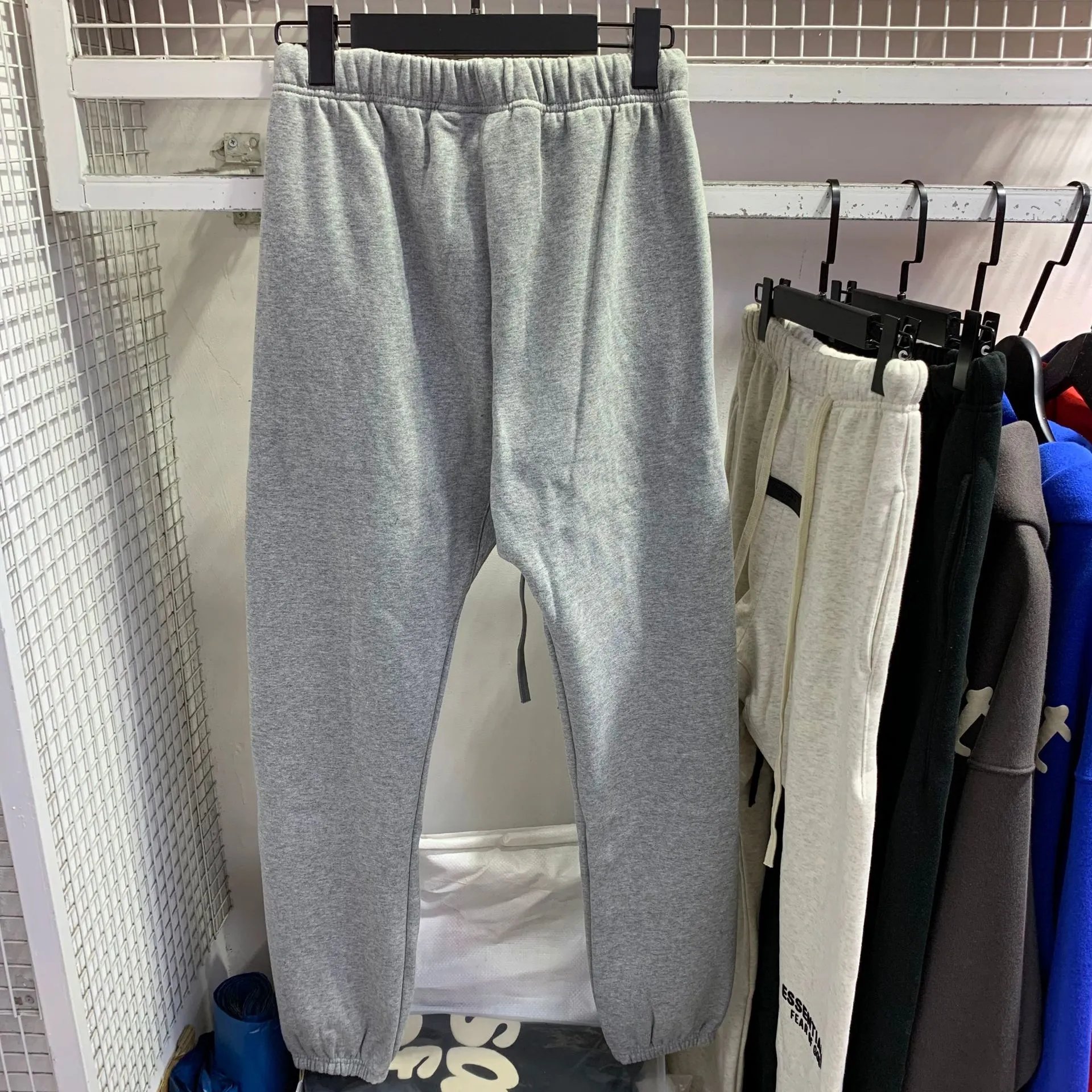 Fear of God Essentials Logo Sweatpants Gray - 17