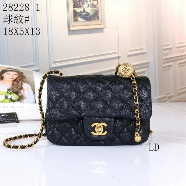 Chanel Shoulder Bags Quilted Flap Chain Bag product detail image 1