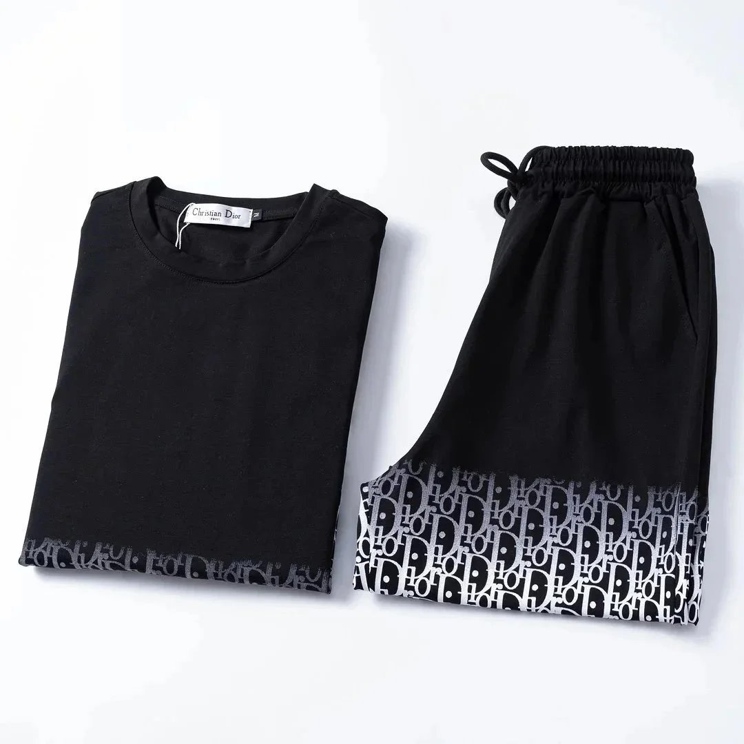 Versace Medusa Logo Black Casual Set with Greek Key Trim T-Shirt and Shorts - 6