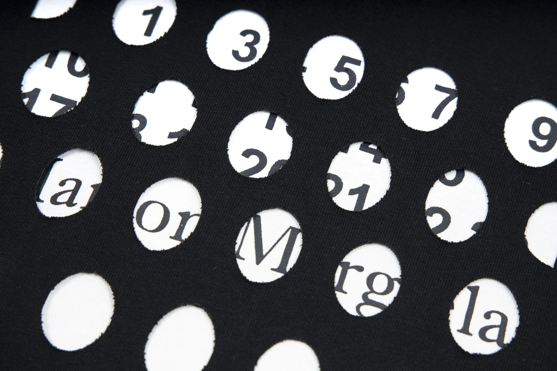 Off-White Signature Script T-Shirt White - 6