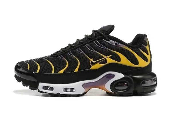 Nike Air Max Plus White Orange Teal Sneakers - 24