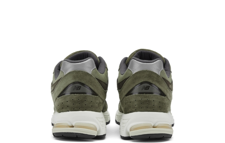 New Balance 2002R Black Sneakers - 14