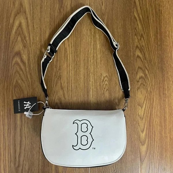 Mitchell & Ness Boston Red Sox x Mitchell & Ness Saddle Bag White Crossbody Bags product listing in Litbuy spreadsheet finds
