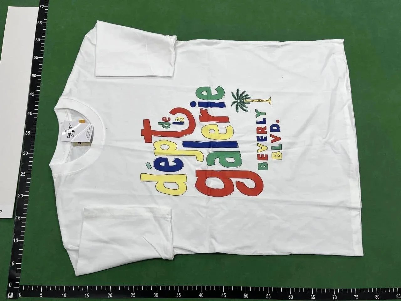 Gallery Dept Boxing Gloves Graphic T-Shirt Beige - 4