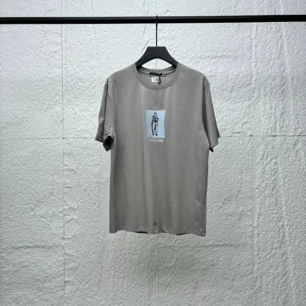 Comme des Garçons Play x Corteiz Graphic Print Beige T-Shirt - 8