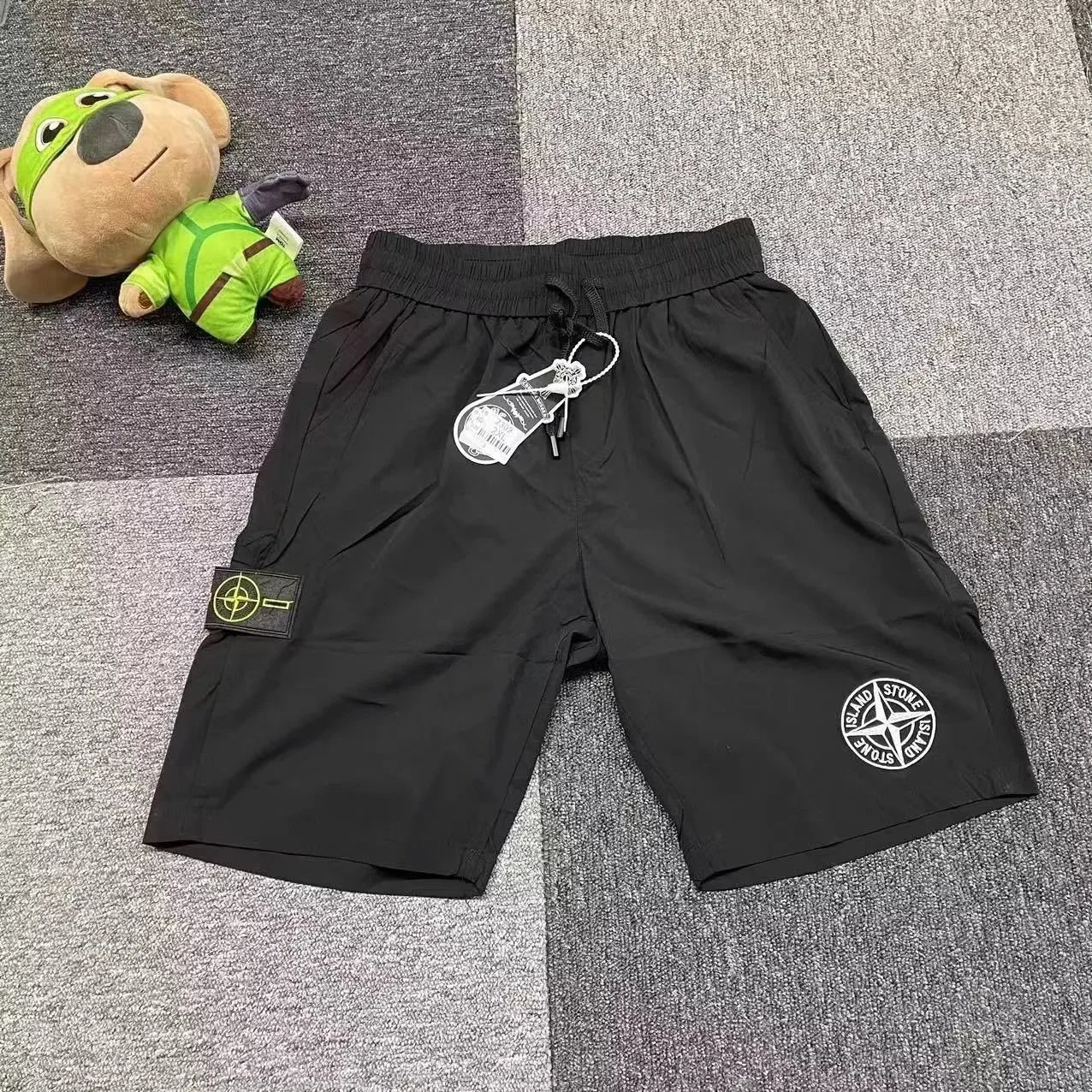 Stone Island Compass Logo Shorts Black - 1