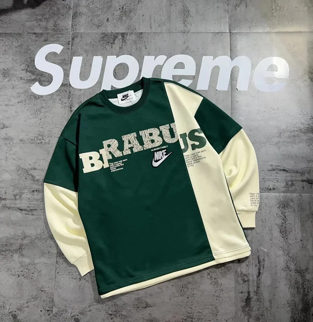 Nike Hoodies & Sweatshirts Crewneck Logo-Print Sweatshirt product detail image 8