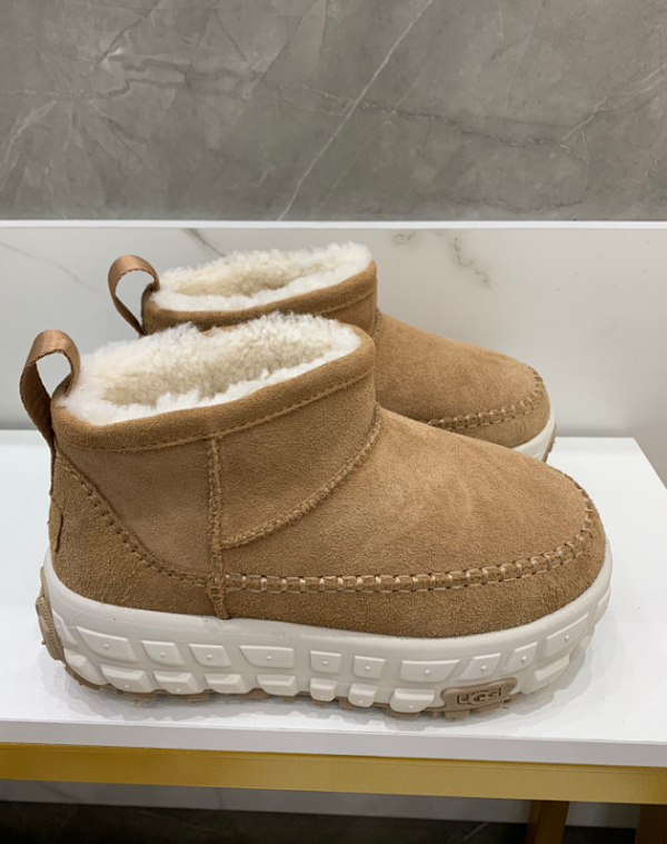 UGG Neumel II Shearling-Lined Suede Boots Beige Snow Boots product listing in Litbuy spreadsheet finds