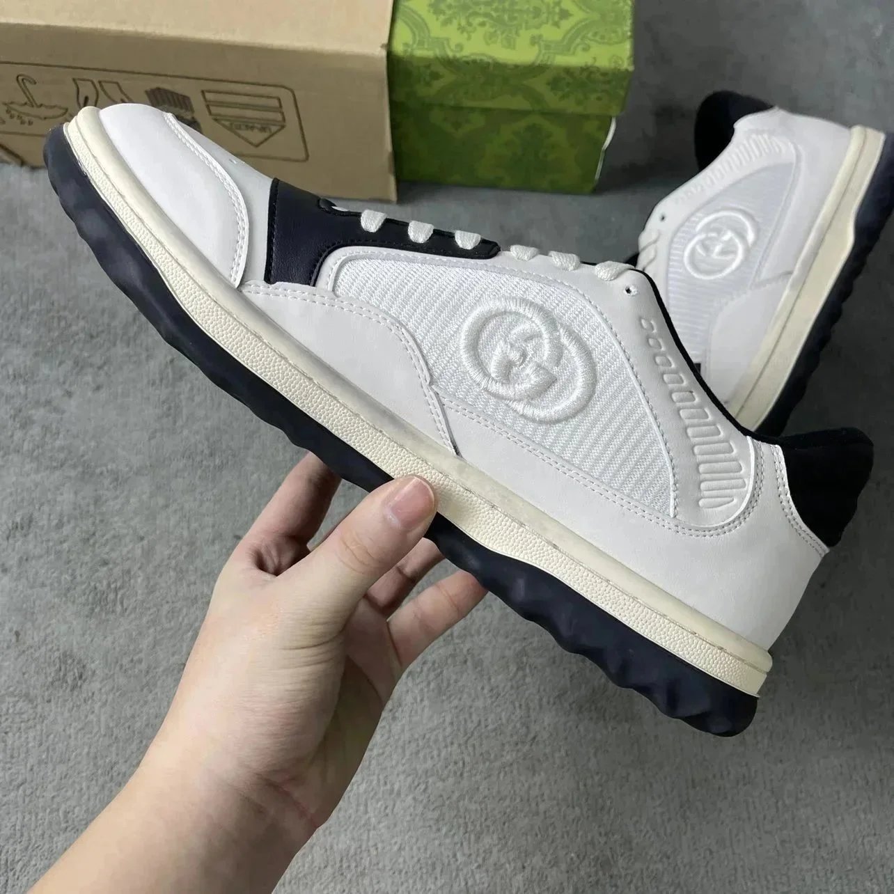 Gucci Rhyton Low Top Sneakers Beige and Brown - 9