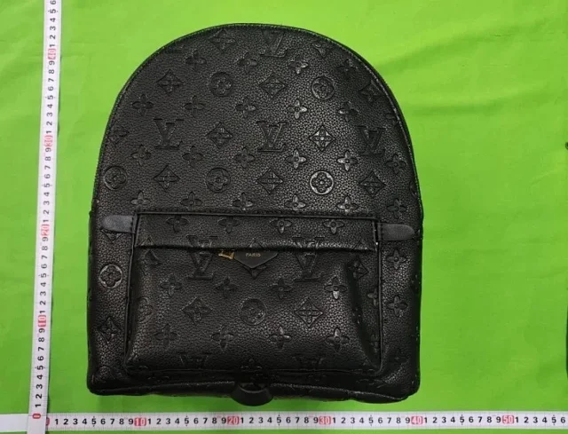 Louis Vuitton Handbags Three-piece monogram handbag set product detail image 2