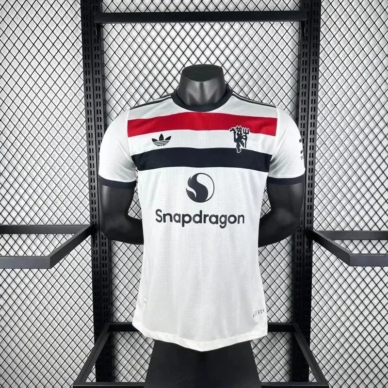 24/25曼联第二客场球员版