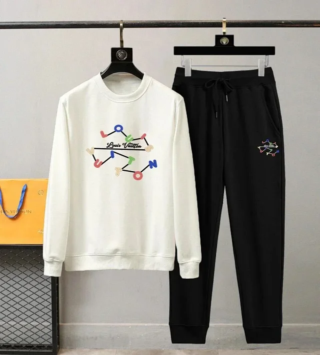 Louis Vuitton Matching Sets Graphic Crewneck Sweatshirt and Joggers Set product detail image 7