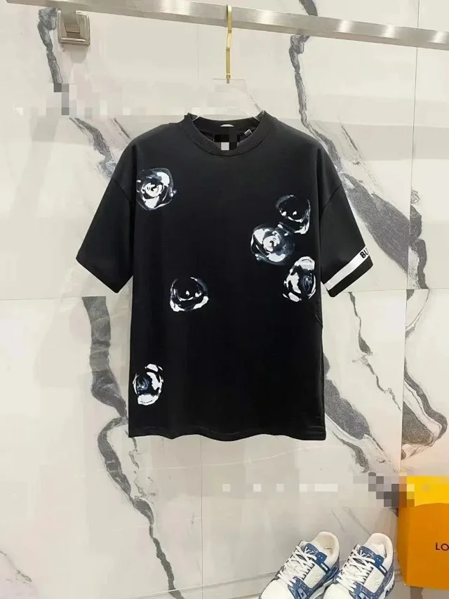 Burberry T-Shirts Loose-Fit Crewneck product detail image 8