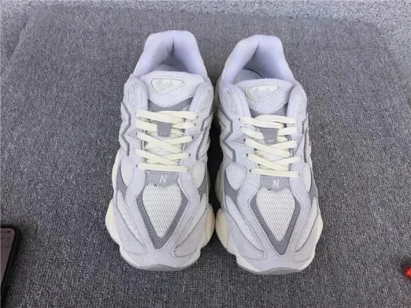New Balance U9060NRJ White Chunky Sneakers - 2