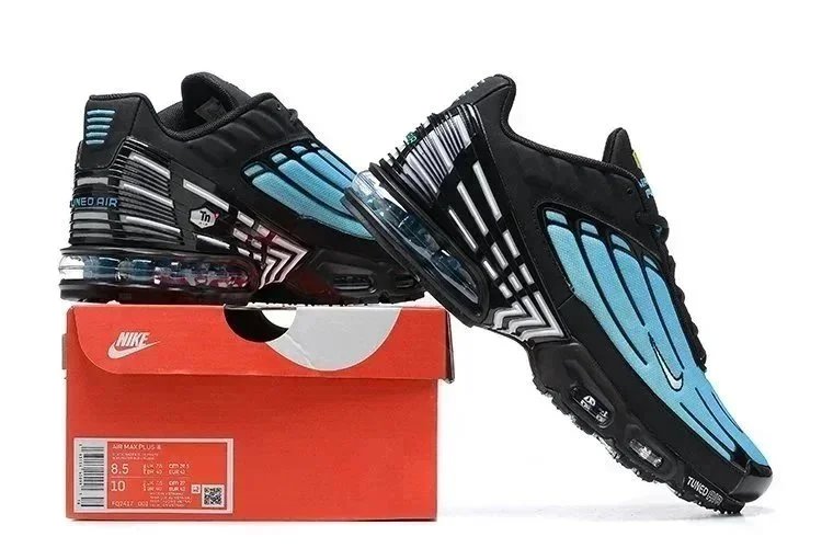 Nike Unisex Air Max Plus 3 Sneakers Collection product photo 2