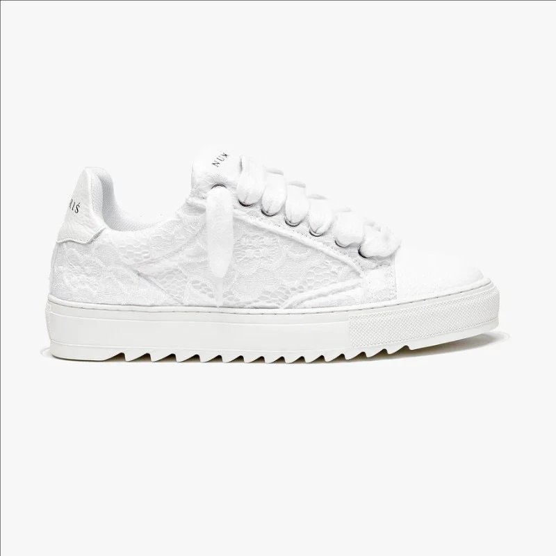 Unbranded Sneakers Low-Top Lace-Up with Sawtooth Sole — #10