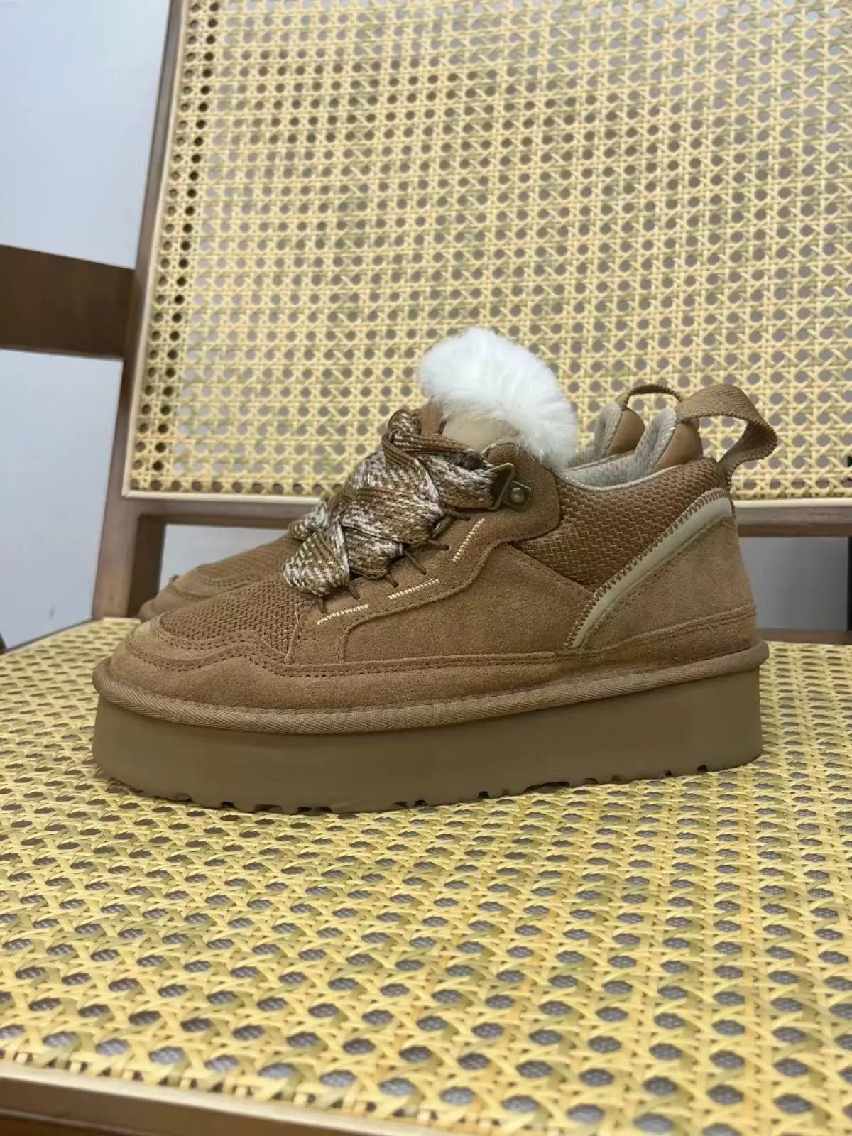 Low cut chestnut color
