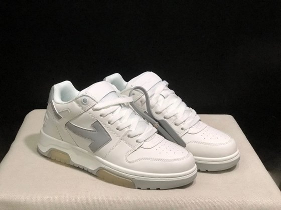 Arrowhead Fashion Casual Sneakers - Correct Version