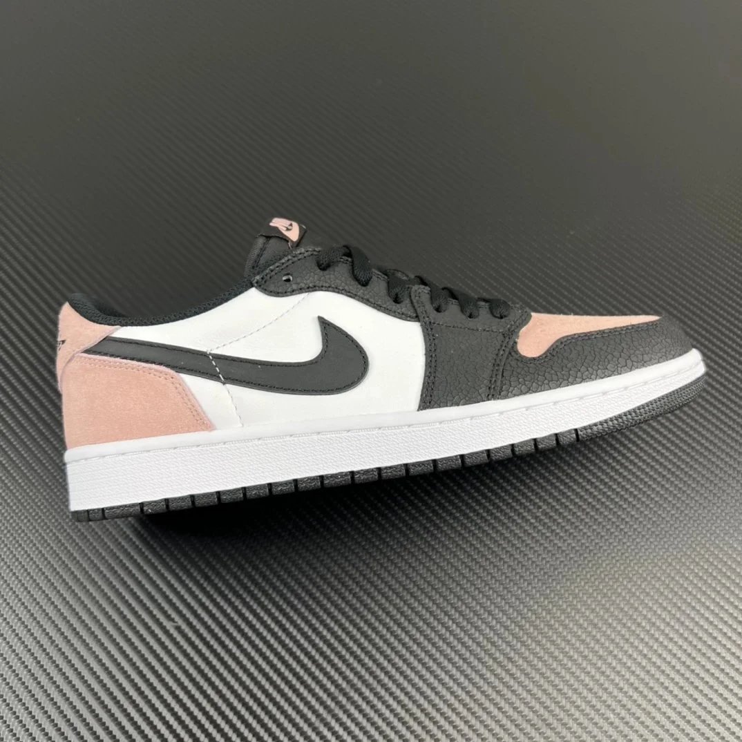 AJ1 low cut black and white powder DD9315-106