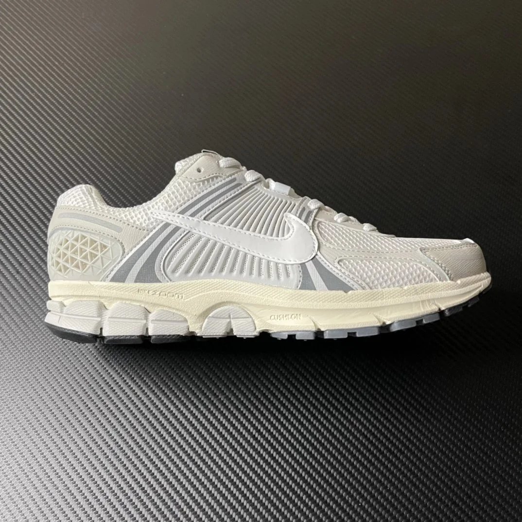 Nike Vomero 5 'Gray White' HF0731-007