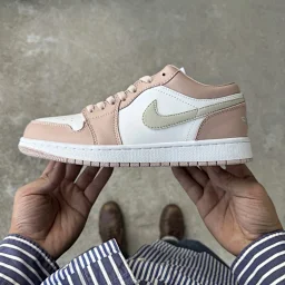 thumbnail for GC版本乔1低帮， 顶级性价比低帮链接四