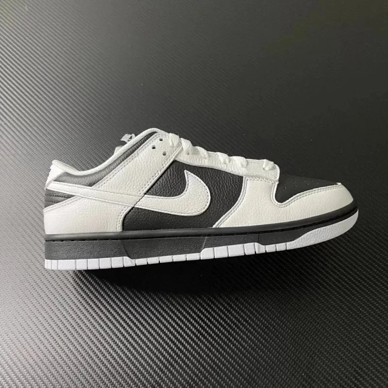 Dunk Reverse Black White FD9064-011