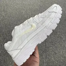 thumbnail for The PE version P6000 collective shoe body is made of leather and woven surface materials, giving people a fashionable and retro feeling.
