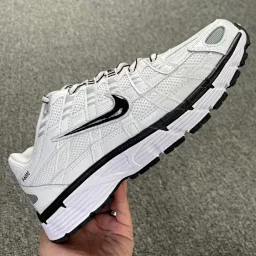 thumbnail for The PE version P6000 collective shoe body is made of leather and woven surface materials, giving people a fashionable and retro feeling.