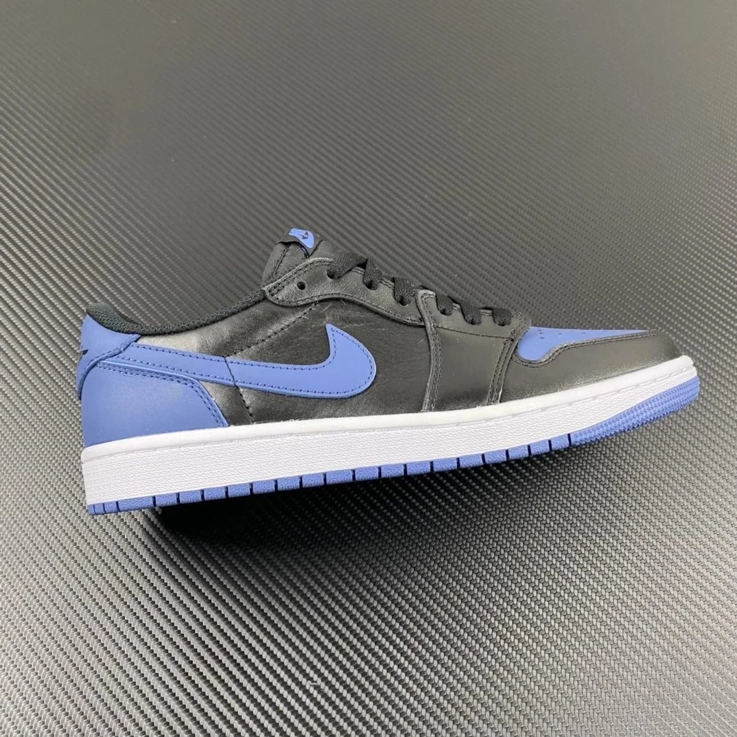 AJ1 low cut black blue CZ0790-041