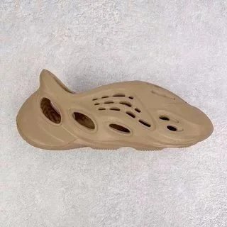 Coconut Crocs Tan GV6774