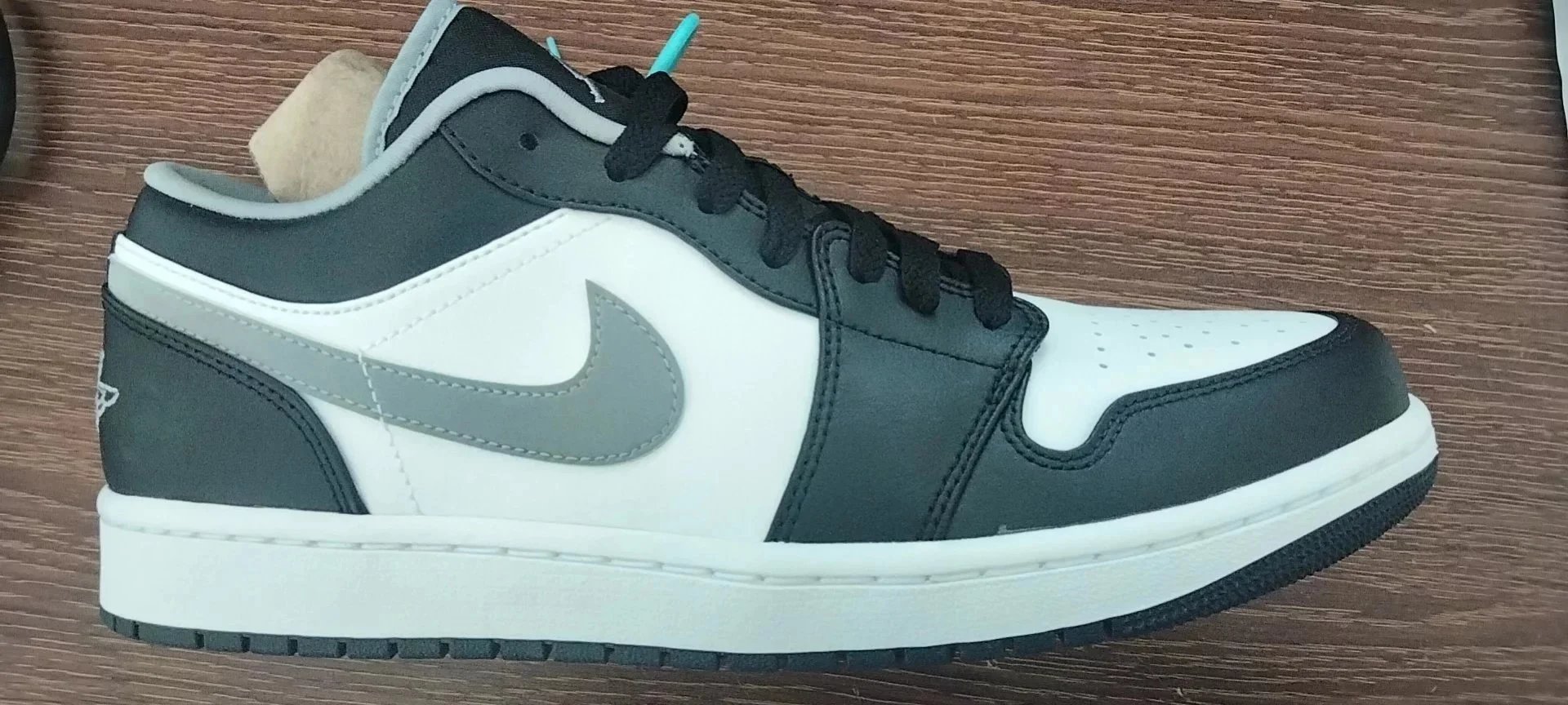 Air Jordan 1 Retro Low 'Black/White/Grey Shadow' 553558-040