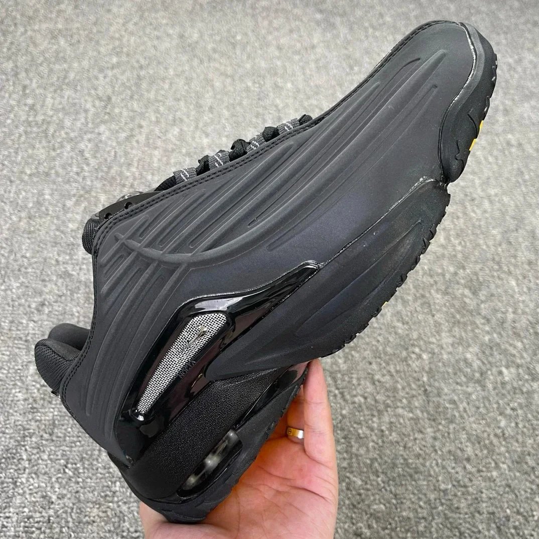 Black DZ7293-001