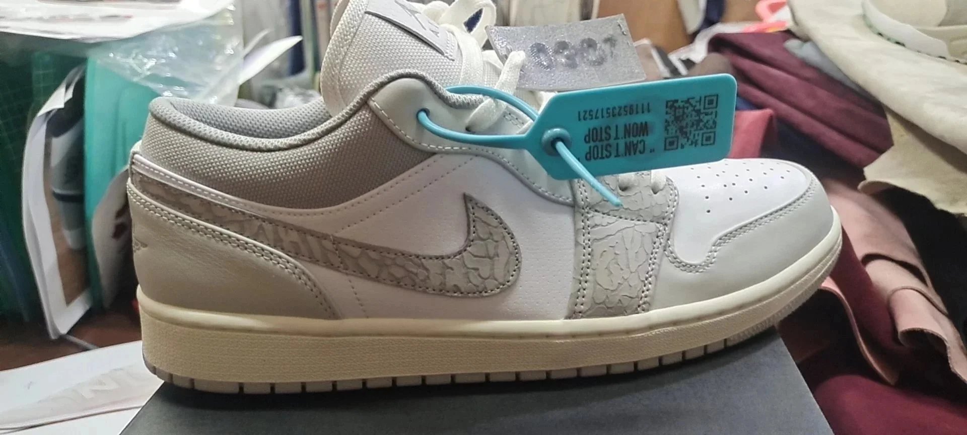 Air Jordan 1 Retro Low 'White/Grey Elephant Print' DH4269-100