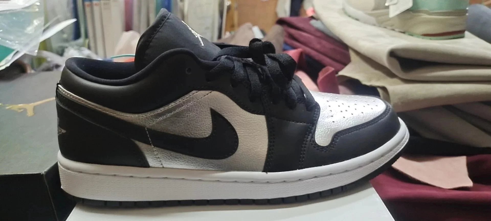 Air Jordan 1 Retro Low 'Black/Silver' DA5551-001