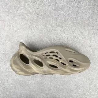 Coconut Crocs Sage GX4472