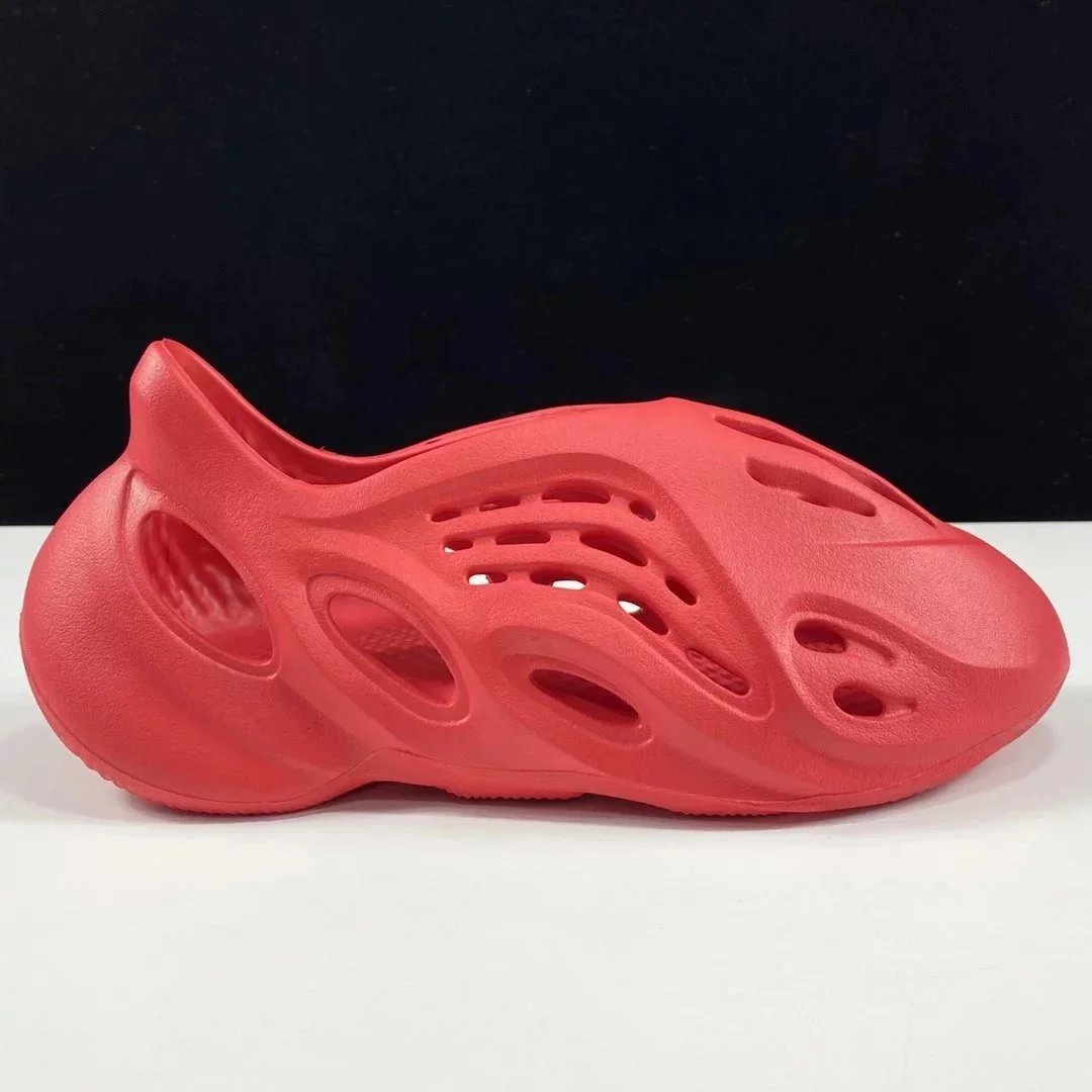 Coconut Crocs Red GW3355