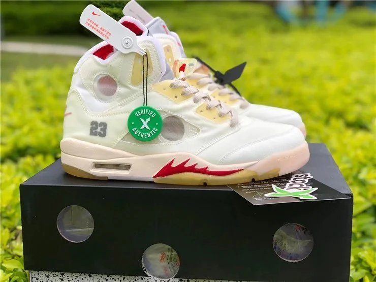 Jordan Air Jordan 5 Retro Sneakers product photo 2